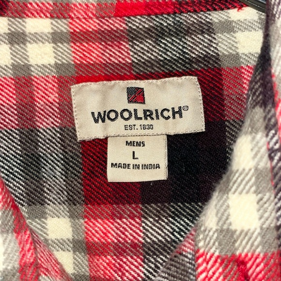 Woolrich heavy made flannel plaid button down size large - Picture 3 of 4